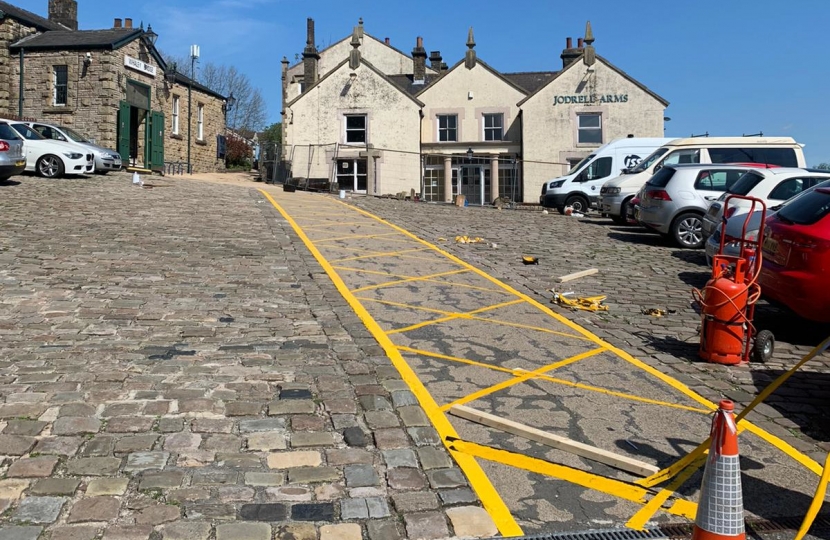 Robert Largan MP welcomes new footpath markings at Whaley Bridge railway station