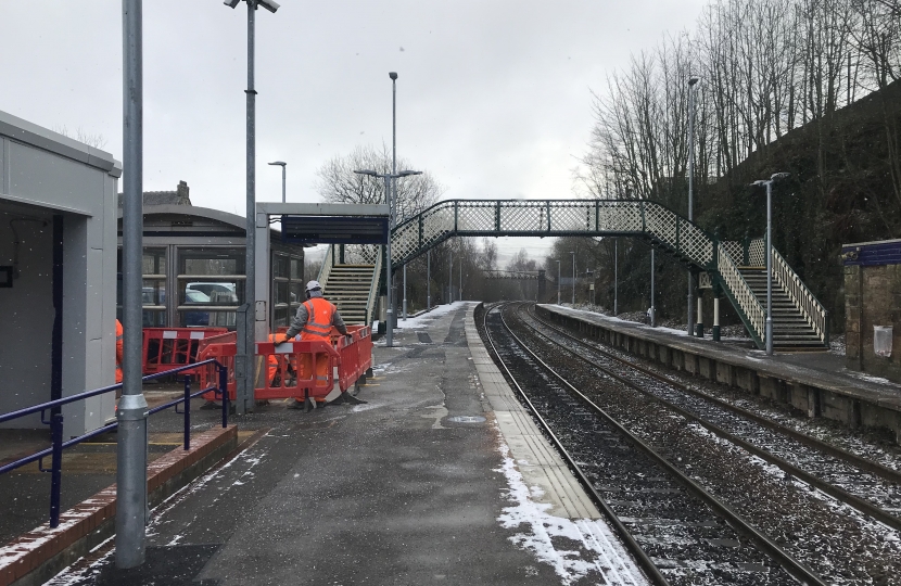 High Peak MP welcomes New Mills Newtown station upgrade