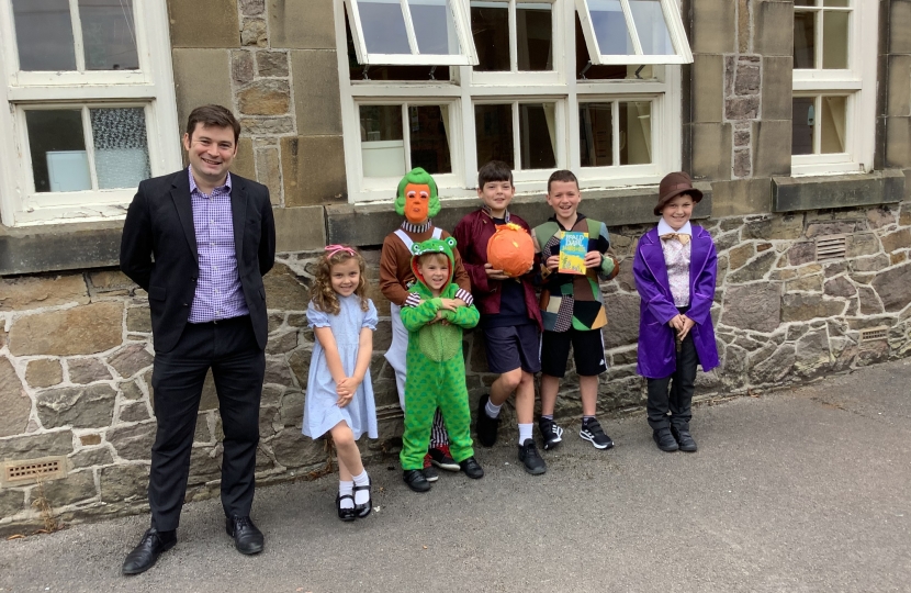 High Peak MP visits Oompa Loompa & Willy Wonka at Whaley Bridge Primary School