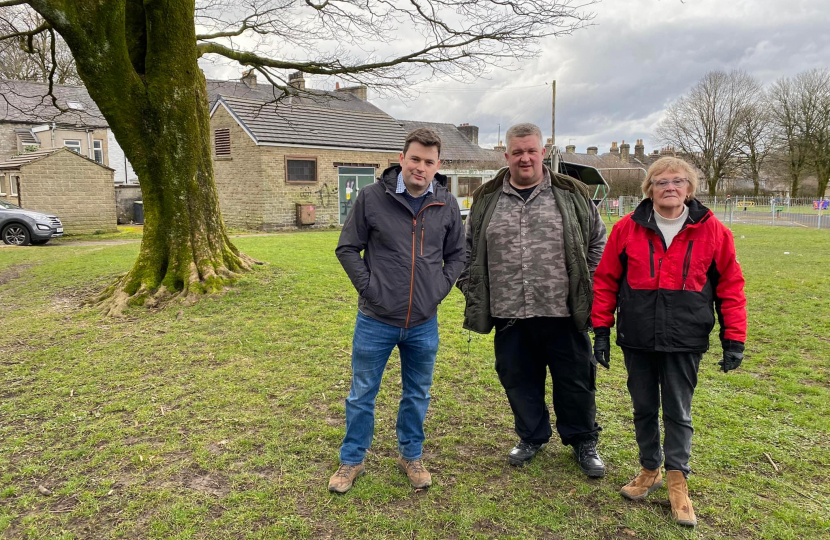 High Peak MP welcomes refurbishment of Health Grove Play Area