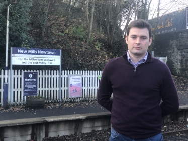 Robert Largan MP welcomes repair of New Mills Newtown footbridge