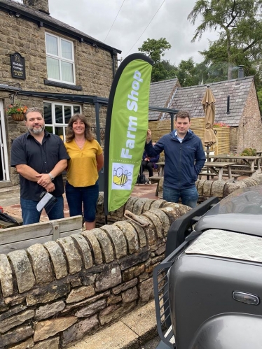 Robert Largan MP visits Beehive Inn's new Farm Shop