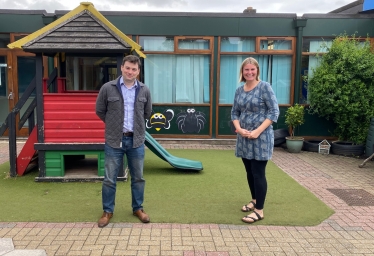 Robert Largan MP visits Gamesley Nursery