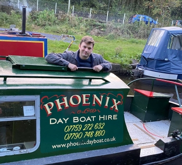 High Peak MP takes a trip on the Peak Forest Canal