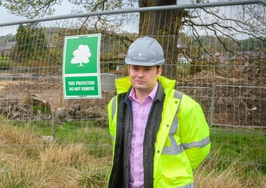 High Peak MP visits Whaley Bridge development