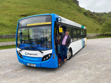 Robert Largan MP with the 185 Bus